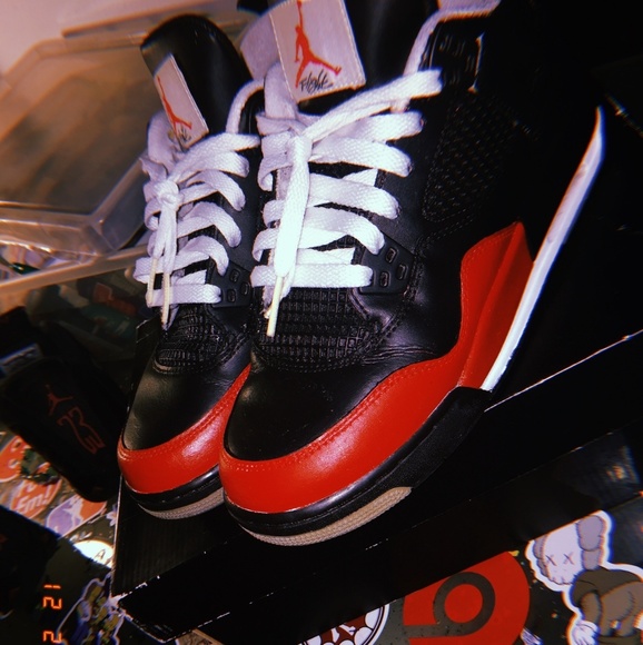 Custom retro 4s sz 7 $55 - Picture 3 of 3